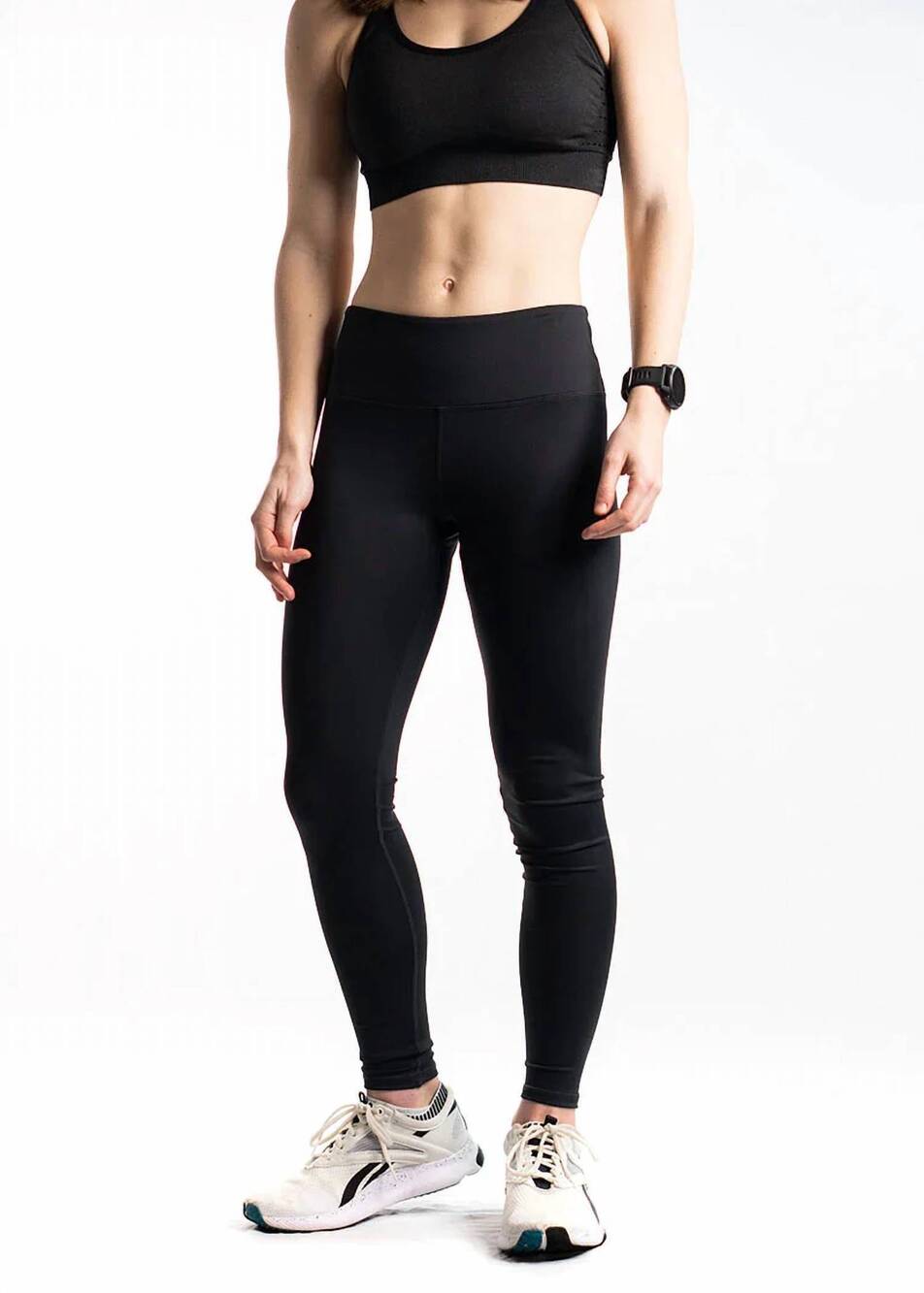 NEW CHICKNLEGS women's pull on leggings in black